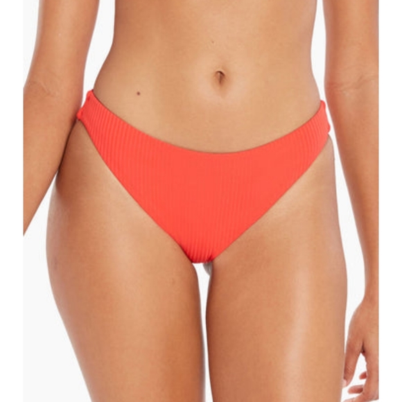 [NEW] Vitamin A Kaya Bikini Top & Midori Bikini Bottoms - Picture 5 of 14